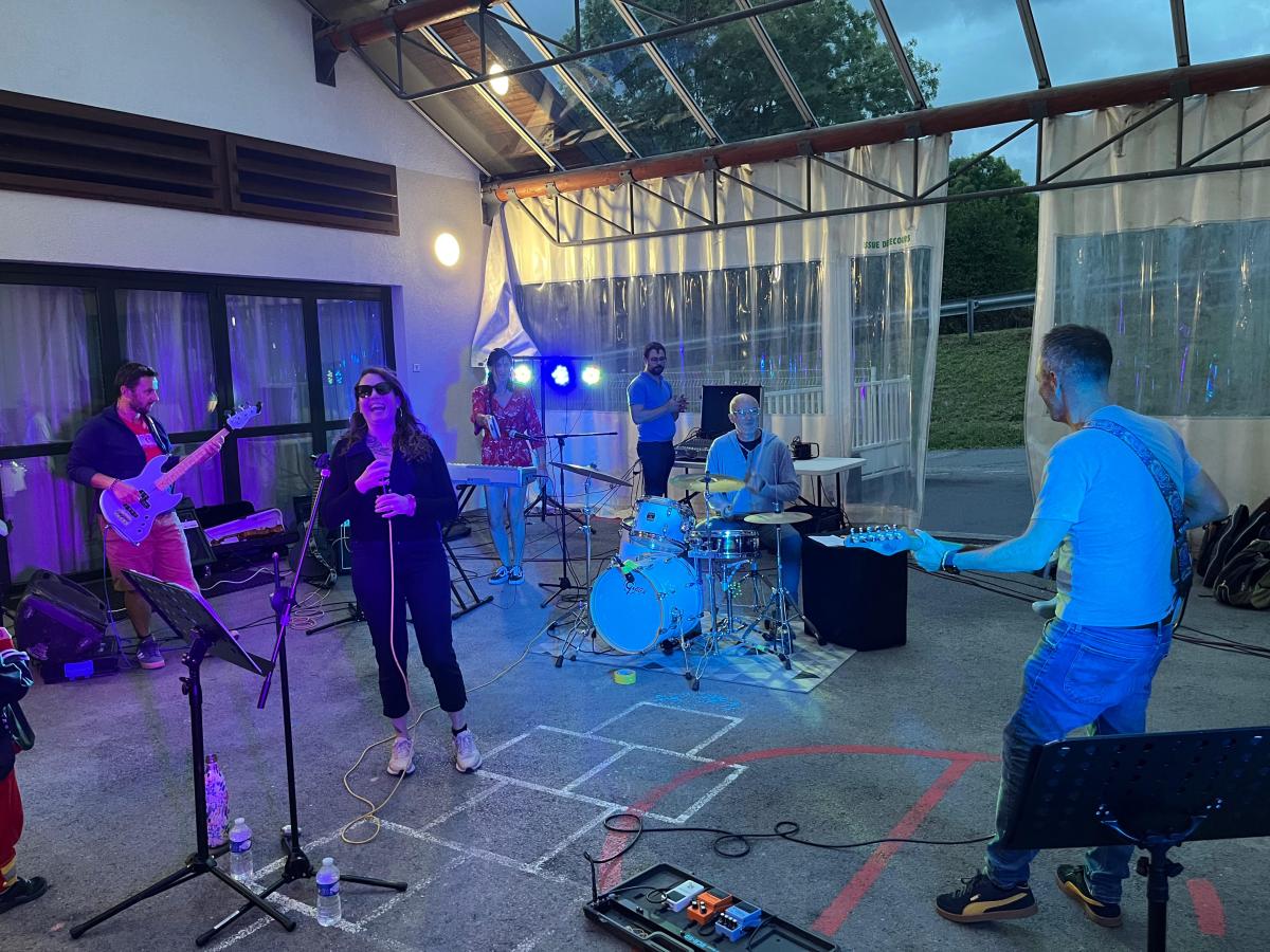 Blue Dahoo à Saint-Jean-de-Tholome : une soirée&nbsp;inoubliable